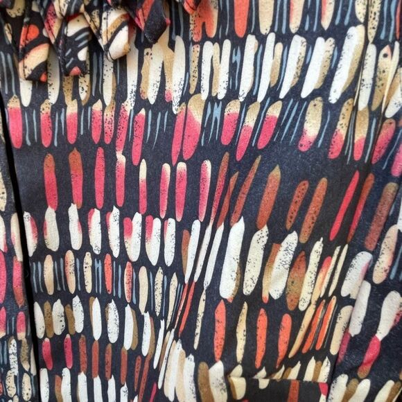 Ivy Chic size L short boxy 3/4 length sleeves jacket. - Picture 6 of 6